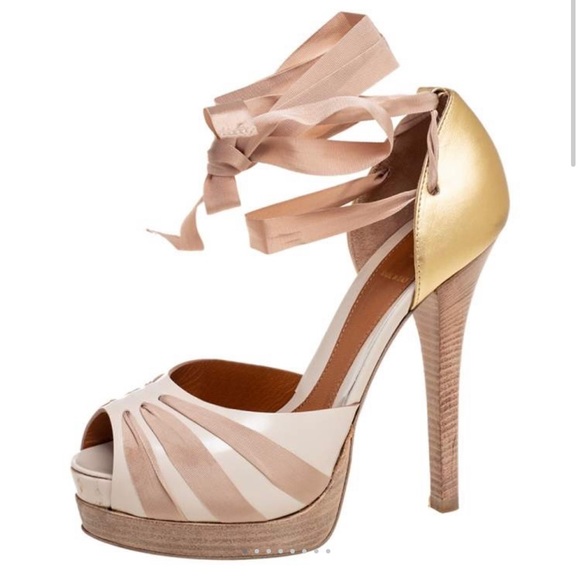 Fendi.  Nutcracker. Off the chain. Gorgeous.  Wore on wedding day.  38.5 - Picture 1 of 15